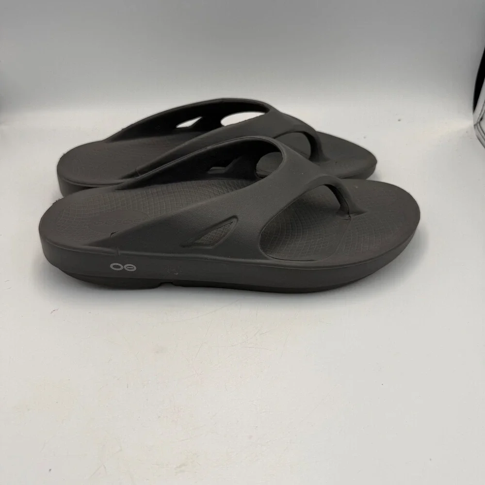 OOFOS OOriginal Recovery Sandals Charcoal Slate Mens 10 Thong Flip Flops EU 43